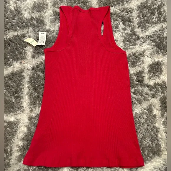 Women's/Teen's Ribbed Tank NWT Size Medium - Picture 8 of 9